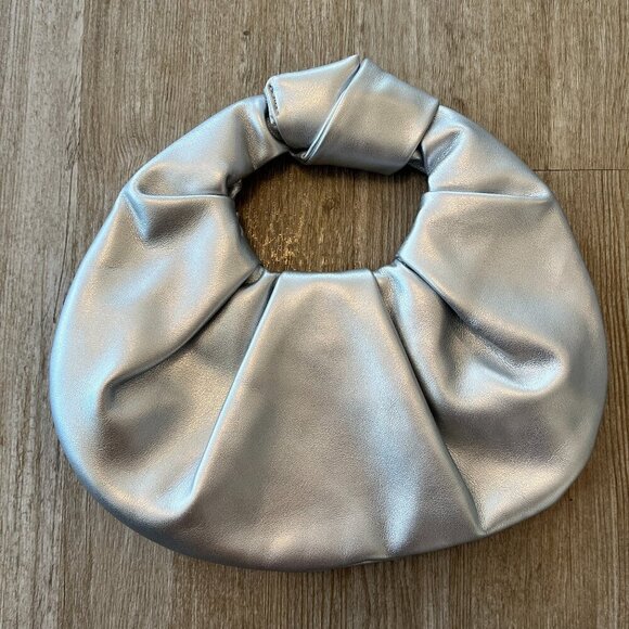 Womens Silver Ruched Clutch Purse Bag - Picture 1 of 4